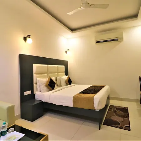 Hotel Arch Aeropath Near Igi Airport Delhi